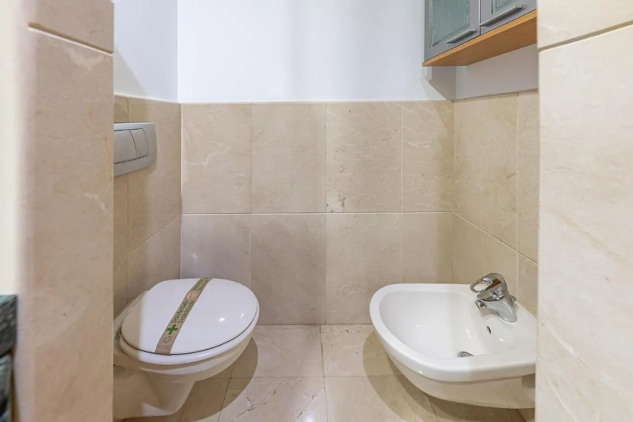 Apartment 797 Holiday Rentals - Bellagio: Beachfront Elegance with Indoor & Outdoor Pools Benalmadena