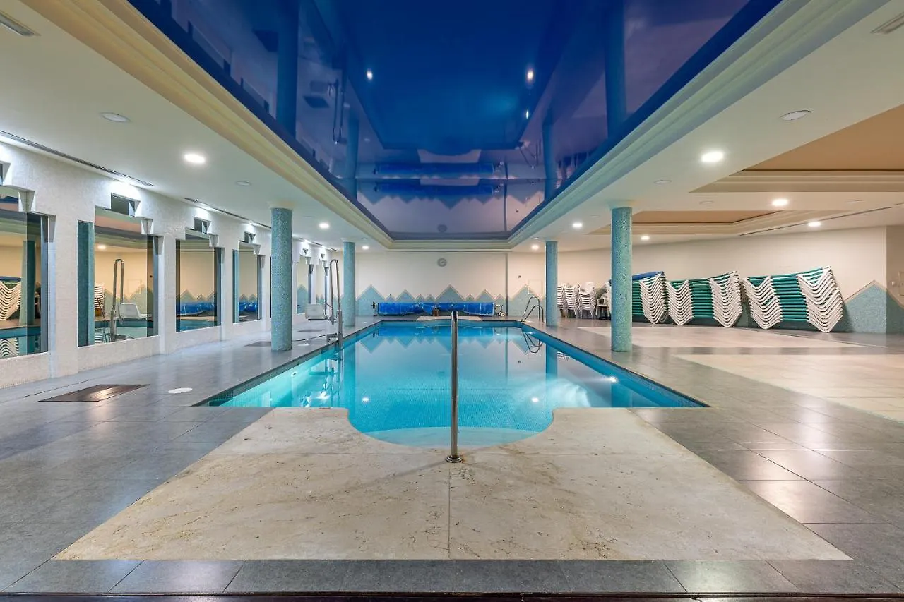 Apartment 797 Holiday Rentals - Bellagio: Beachfront Elegance with Indoor & Outdoor Pools Benalmadena Spain